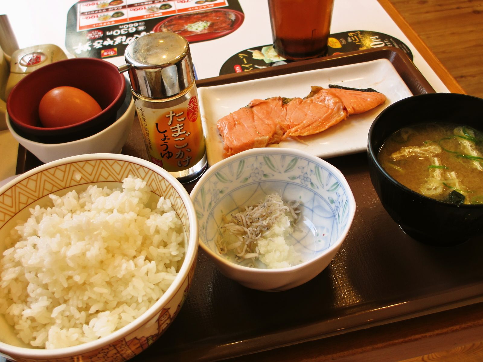 76 久々の朝食に卵かけご飯 くめログ